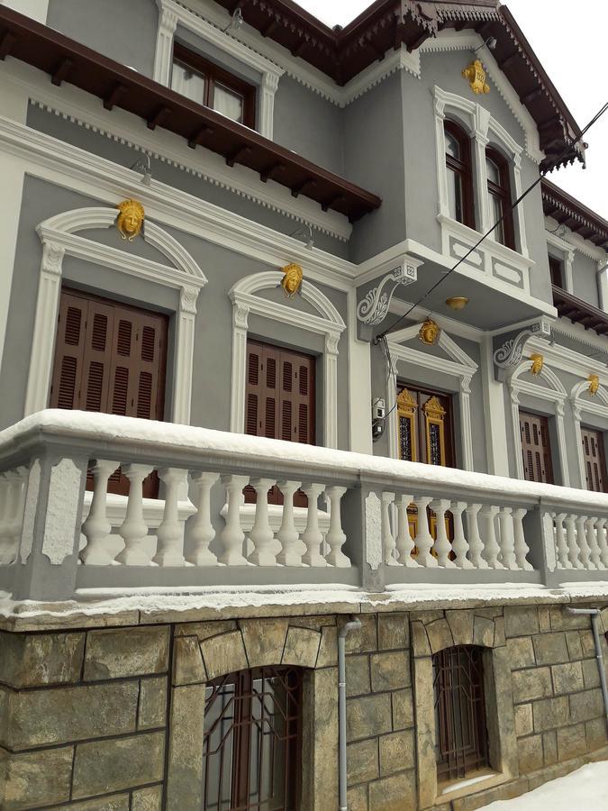 Hotel Vila Mano Korce Exterior photo